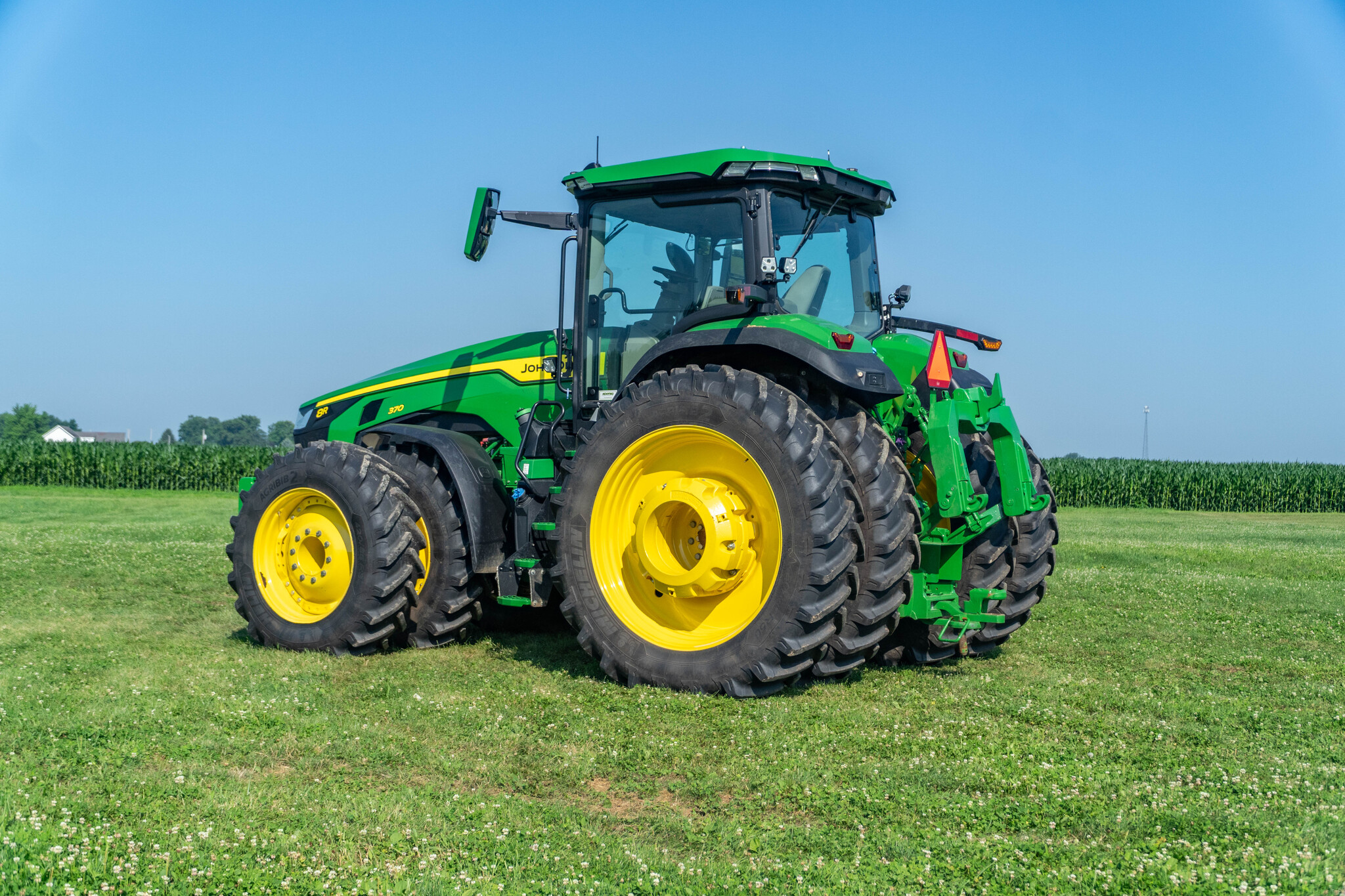 Used 2024 John Deere 8R 370 Row Crop Tractors at Koenig Equipment in Urbana, OH - PhotoXL2