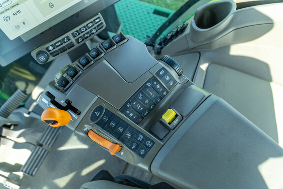 Used 2024 John Deere 8R 370 Row Crop Tractors at Koenig Equipment in Urbana, OH - Photo31