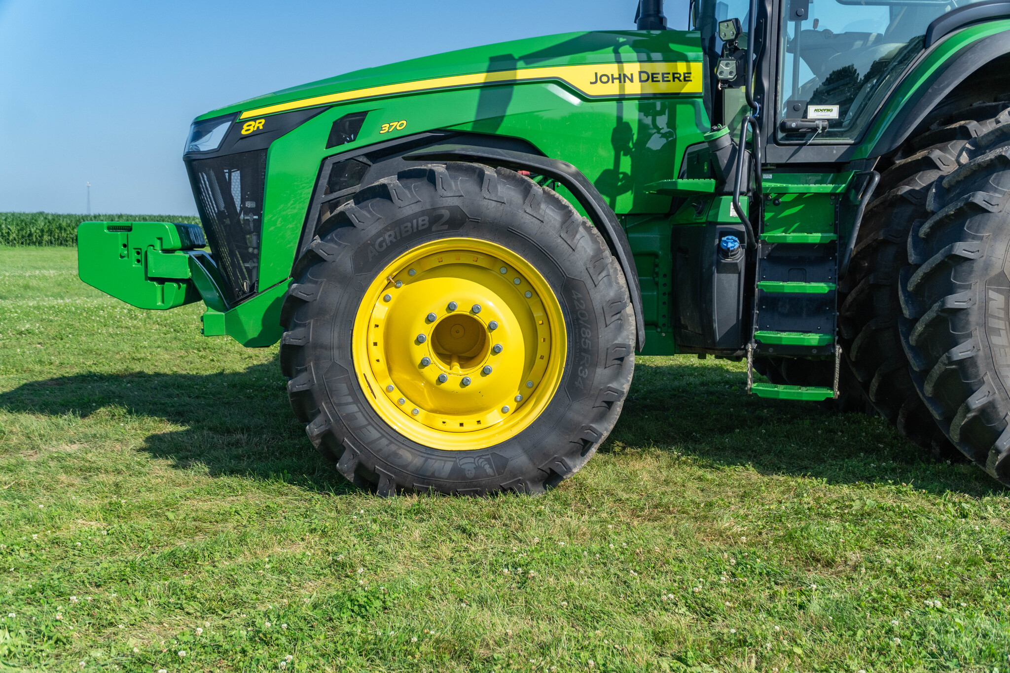 Used 2024 John Deere 8R 370 Row Crop Tractors at Koenig Equipment in Urbana, OH - PhotoXL8