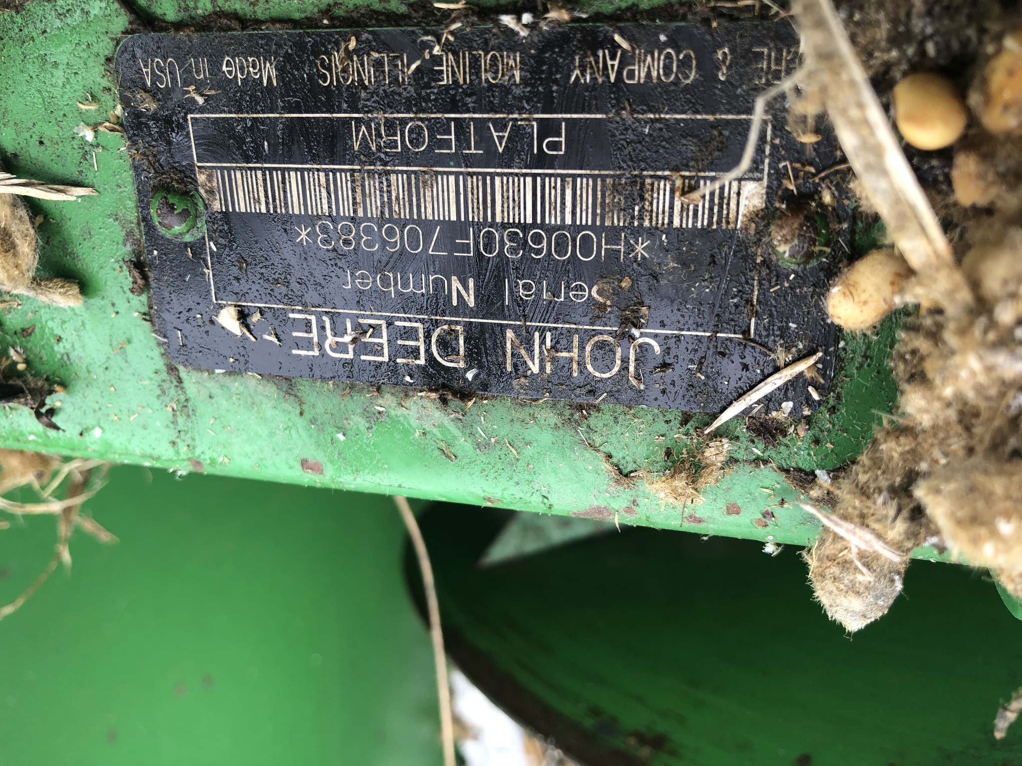 2003 John Deere 630F Image 11