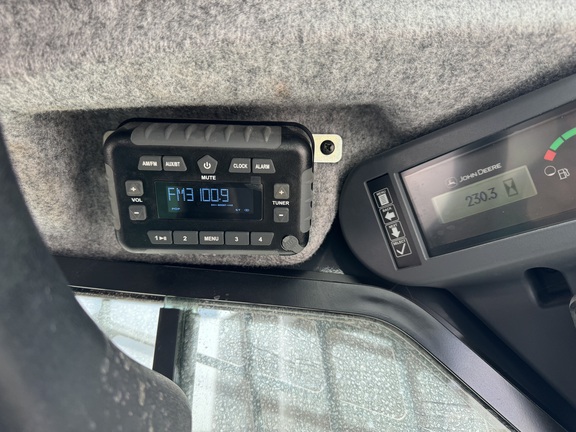 Photo of 2024 John Deere 324G