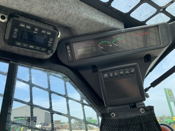 Photo of 2024 John Deere 324G