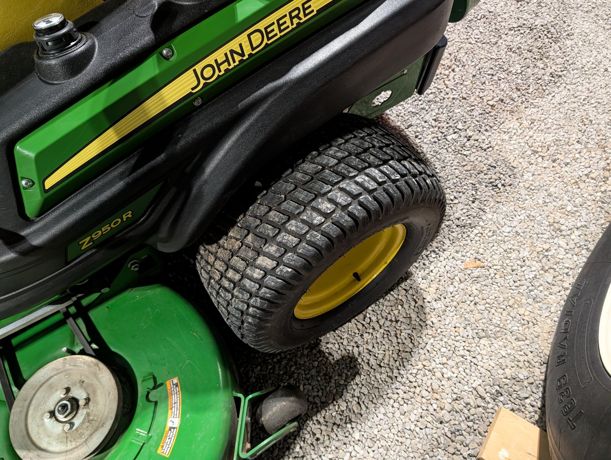 2018 John Deere Z950R Image 5