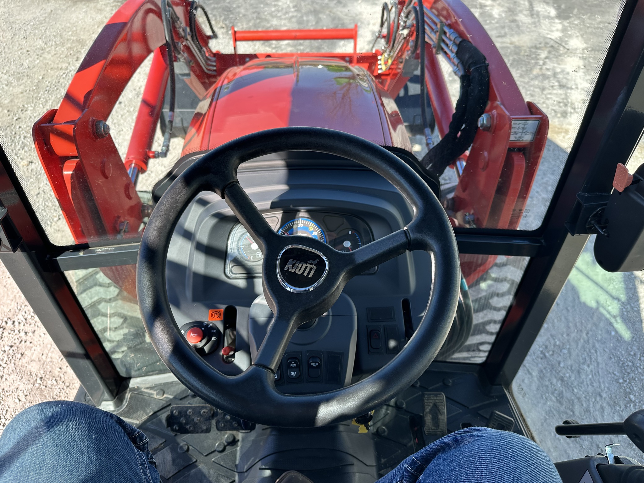  2022 Kioti DK4210SEH at Heritage Tractor in Joplin, MO