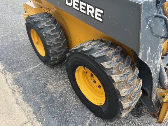 2023 John Deere 320G-6