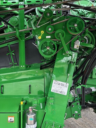 2022 John Deere X9 1100