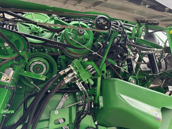 2022 John Deere X9 1100