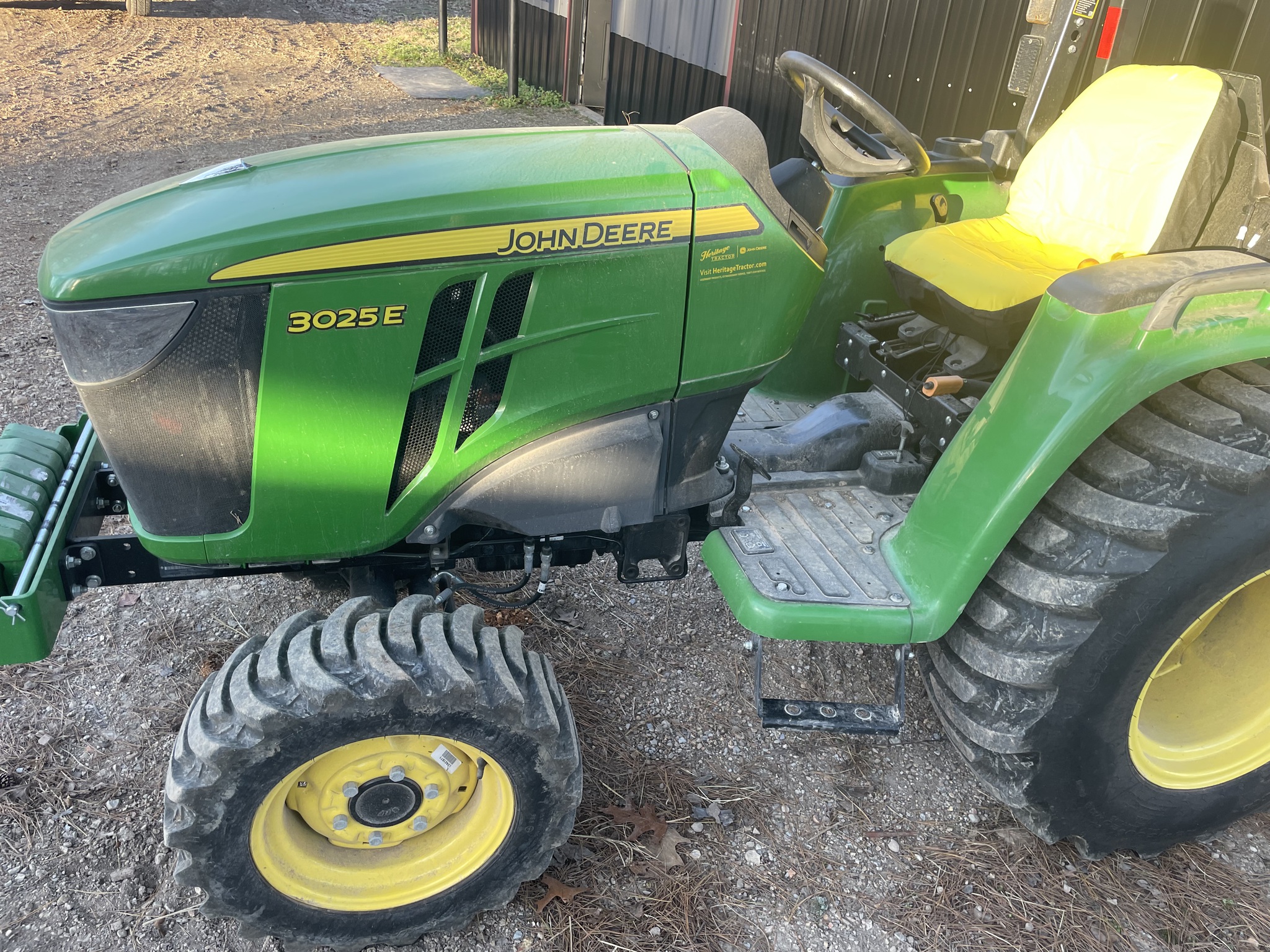  2022 John Deere 3025E at Heritage Tractor in West Plains, MO