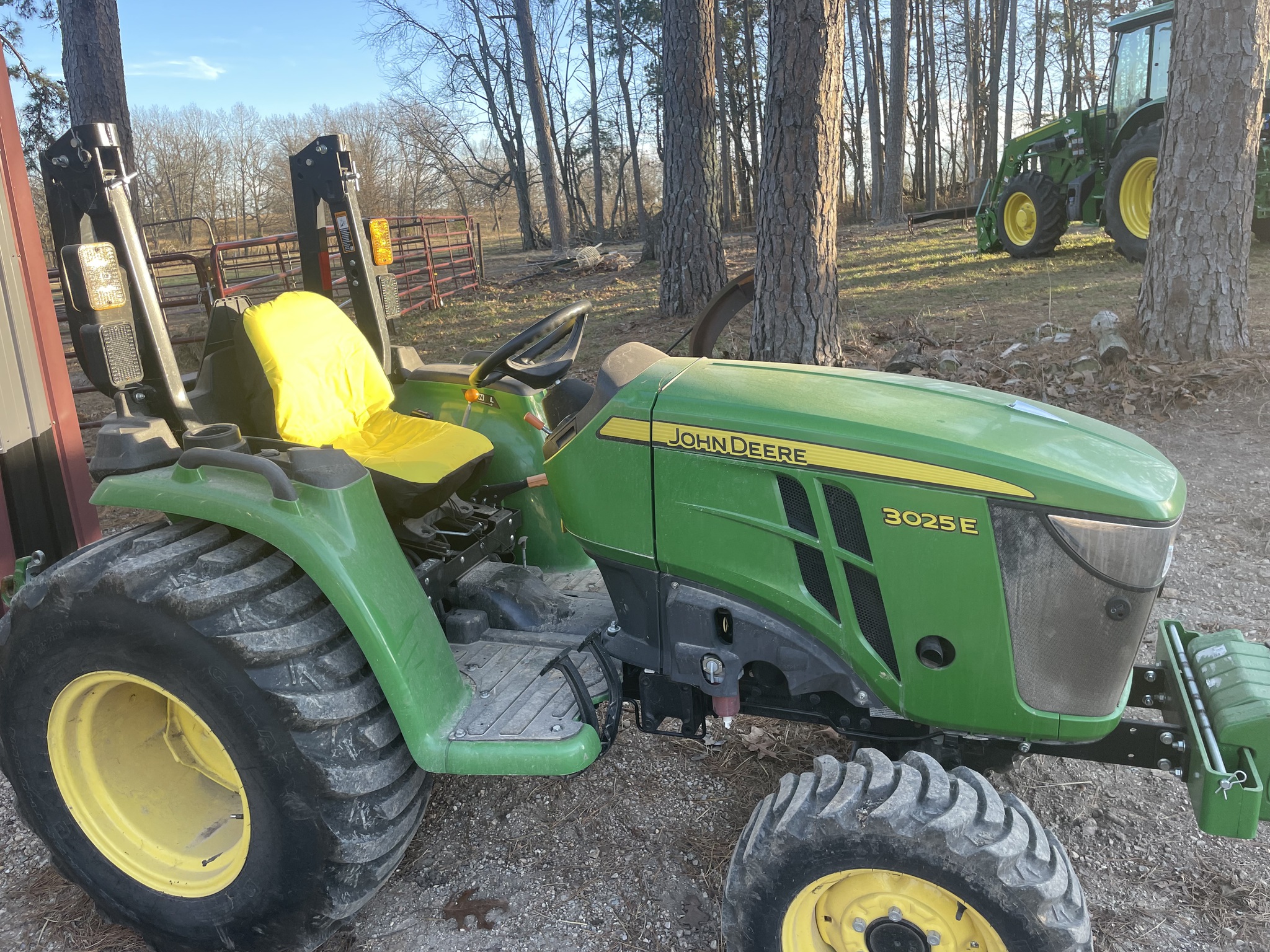  2022 John Deere 3025E at Heritage Tractor in West Plains, MO