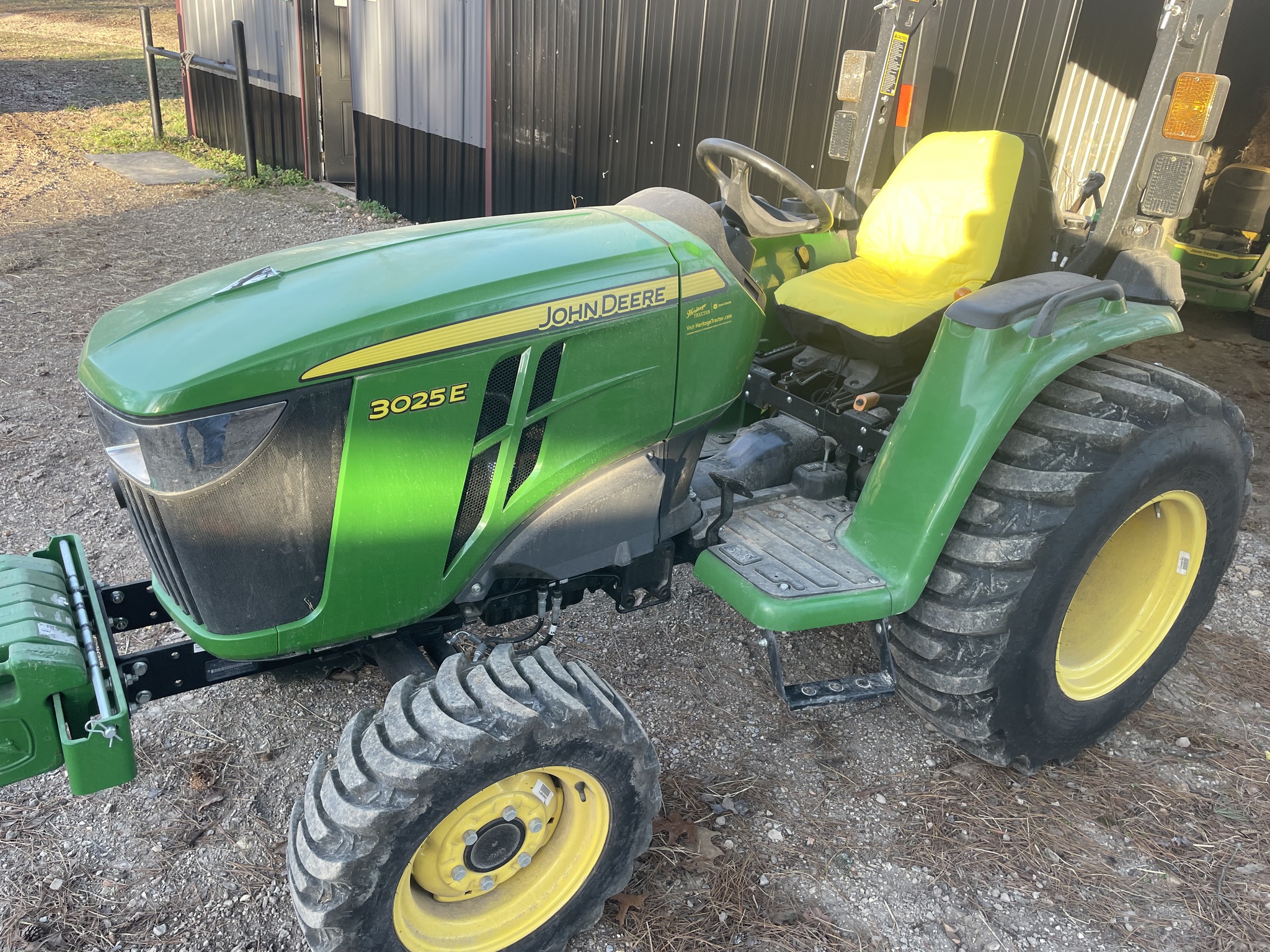  2022 John Deere 3025E at Heritage Tractor in West Plains, MO