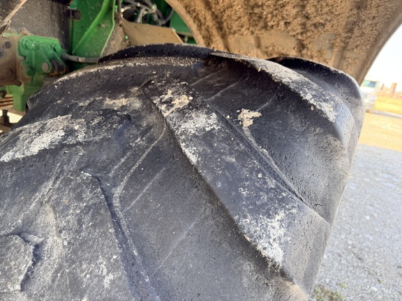 Photo of 2023 John Deere 800R