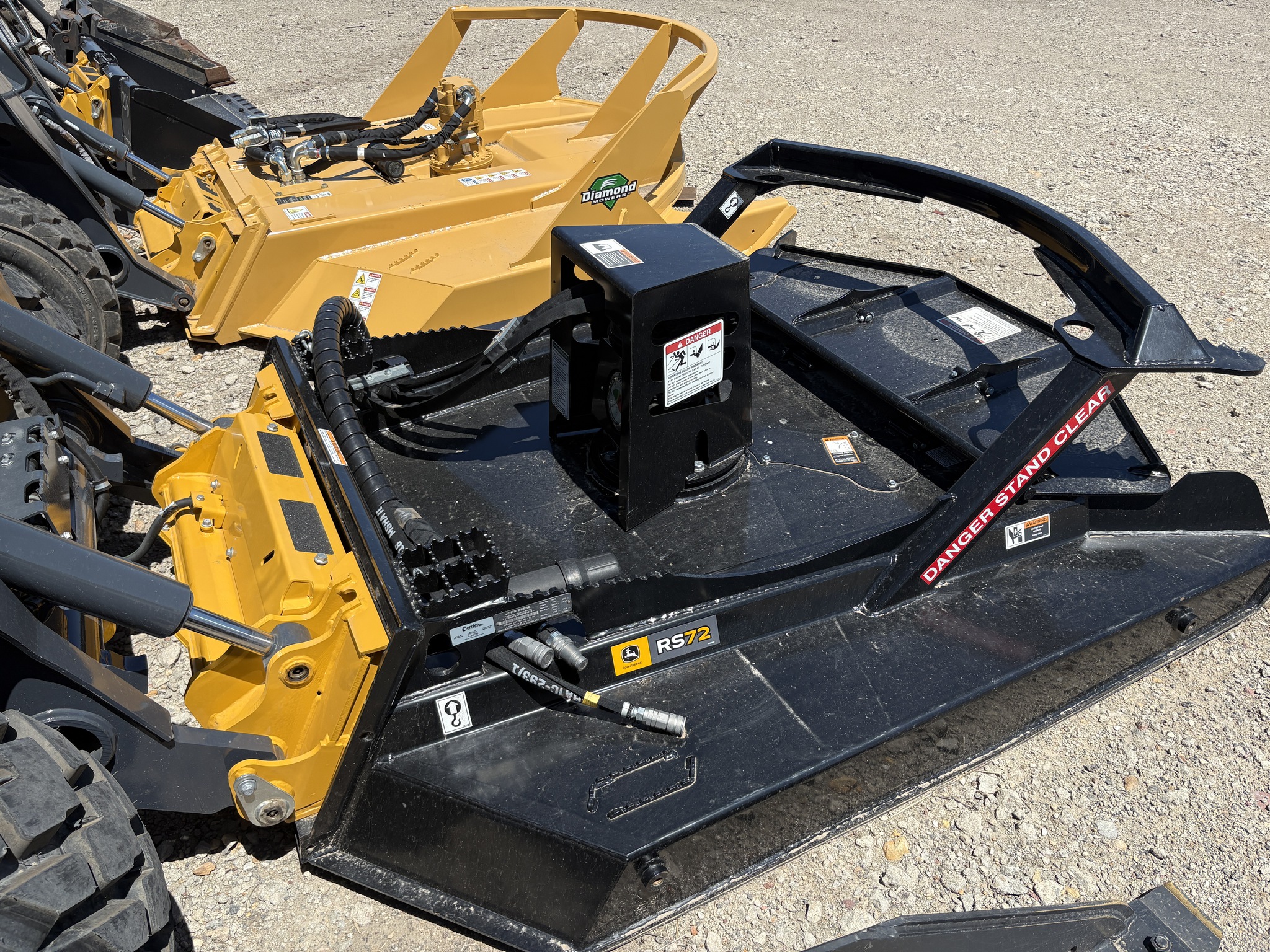 2024 John Deere RS72 Image 2