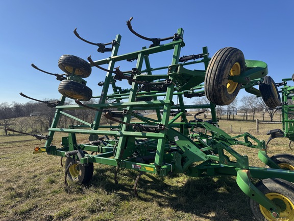 2014 John Deere 2410