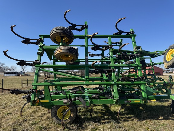 2014 John Deere 2410