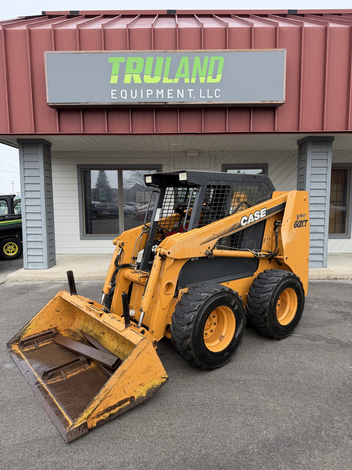 2003 Case 60XT Image 1