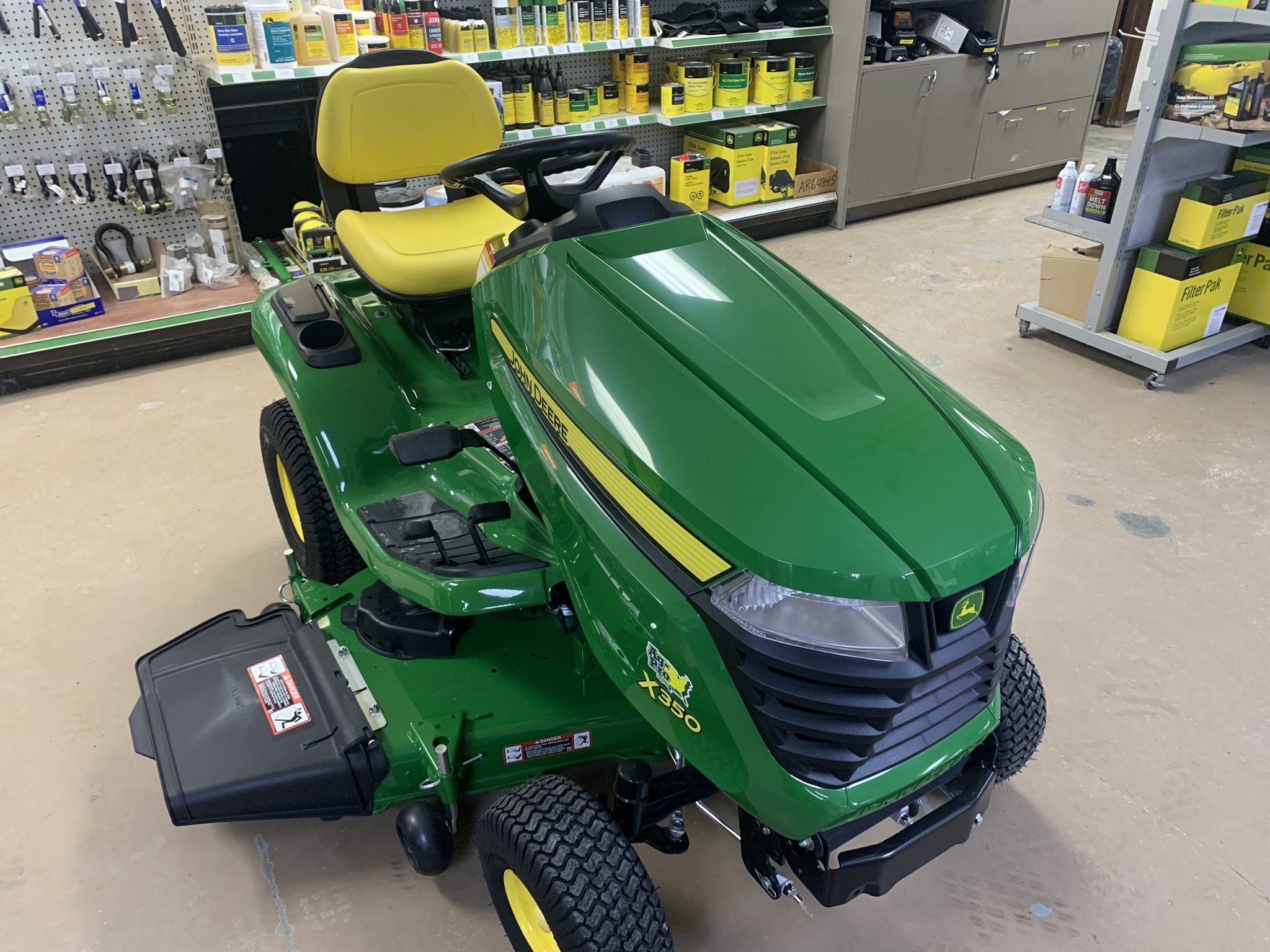 2025 John Deere X350 Image 4