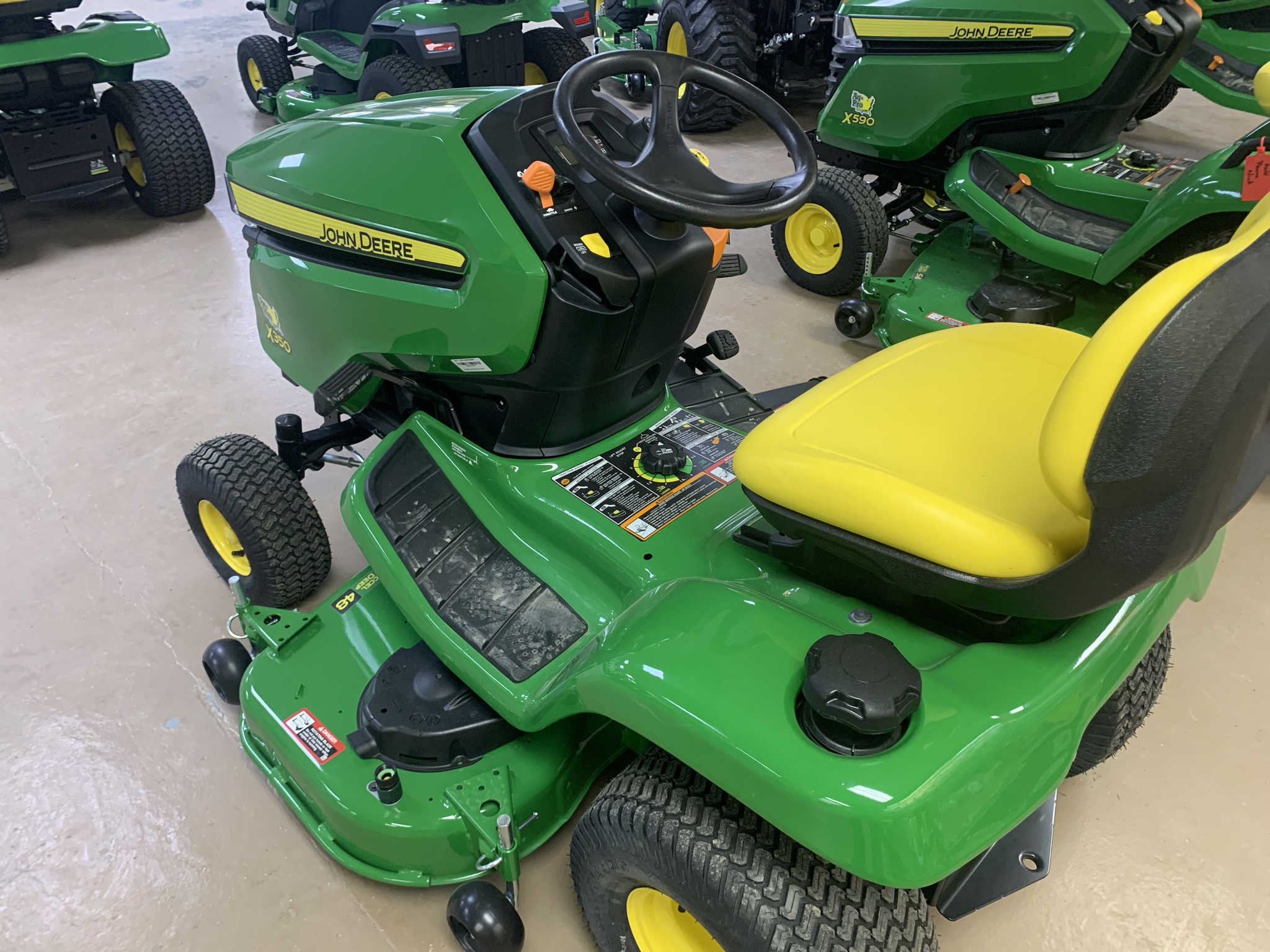 2025 John Deere X350 Image 5