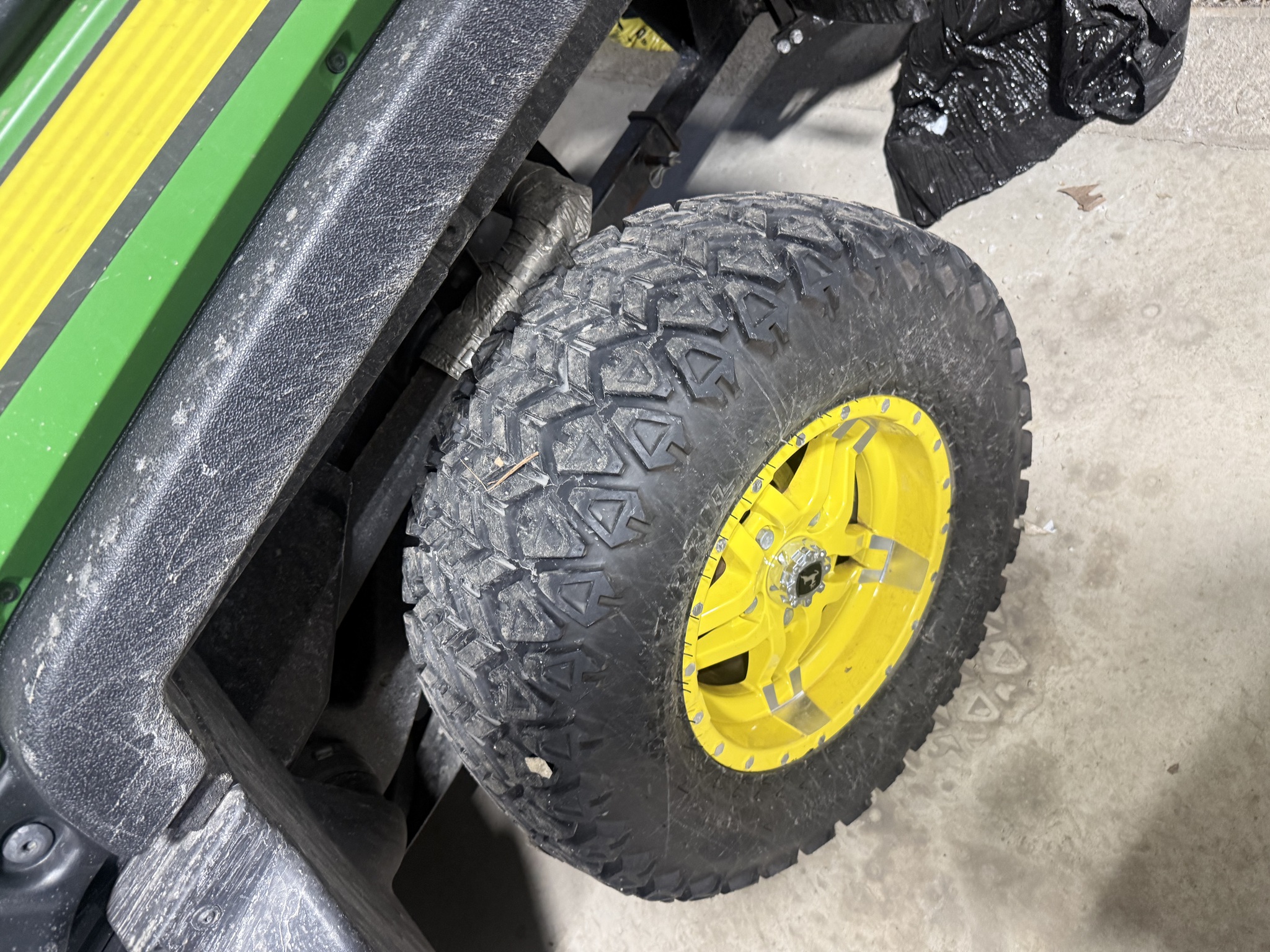 2020 John Deere XUV 835R Image 7