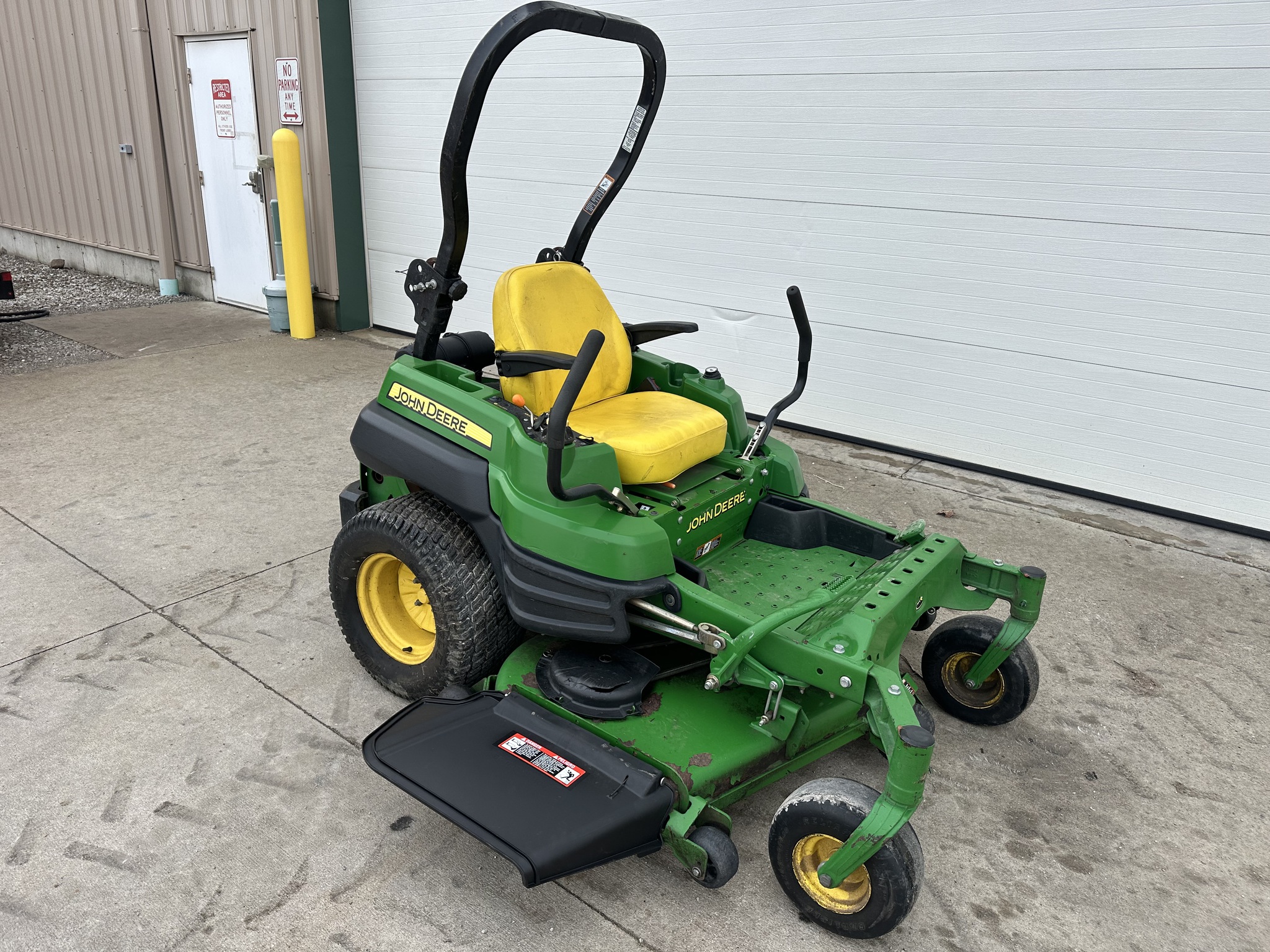 2012 John Deere Z925A Image 1