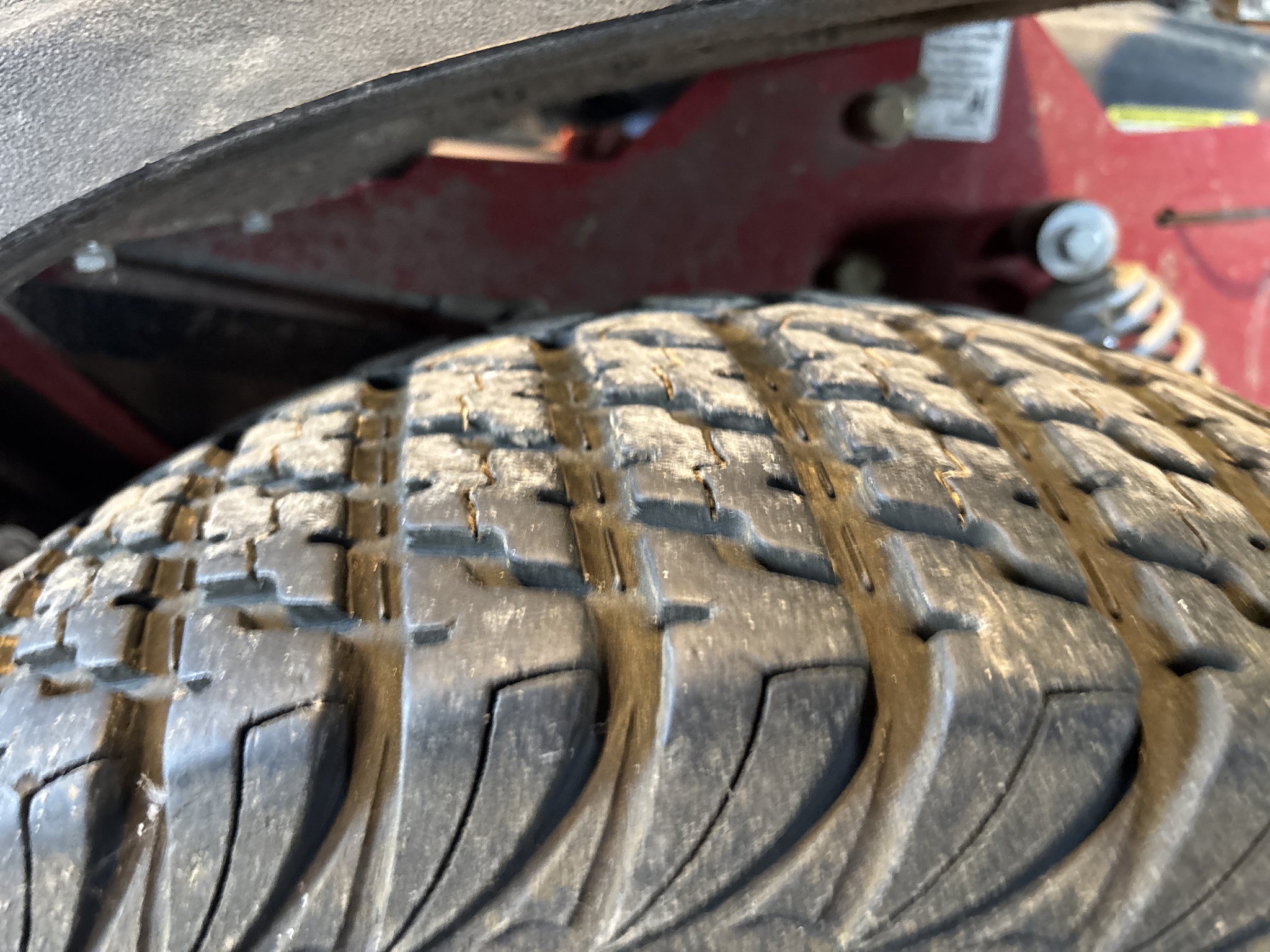 Used 2015 Ferris IS3200Z Zero Turn Mowers at Koenig Equipment in Urbana, OH - PhotoXL12