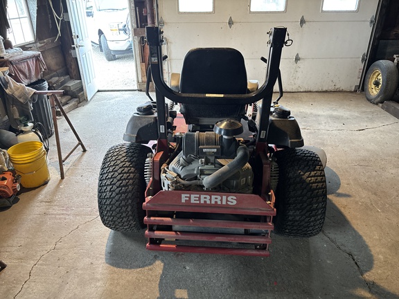 Used 2015 Ferris IS3200Z Zero Turn Mowers at Koenig Equipment in Urbana, OH - Photo3
