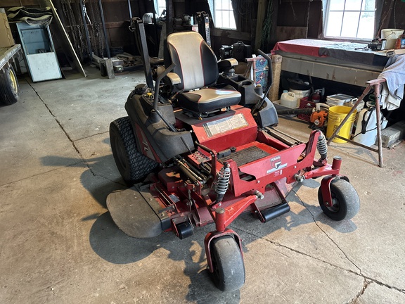 Used 2015 Ferris IS3200Z Zero Turn Mowers at Koenig Equipment in Urbana, OH - Photo2