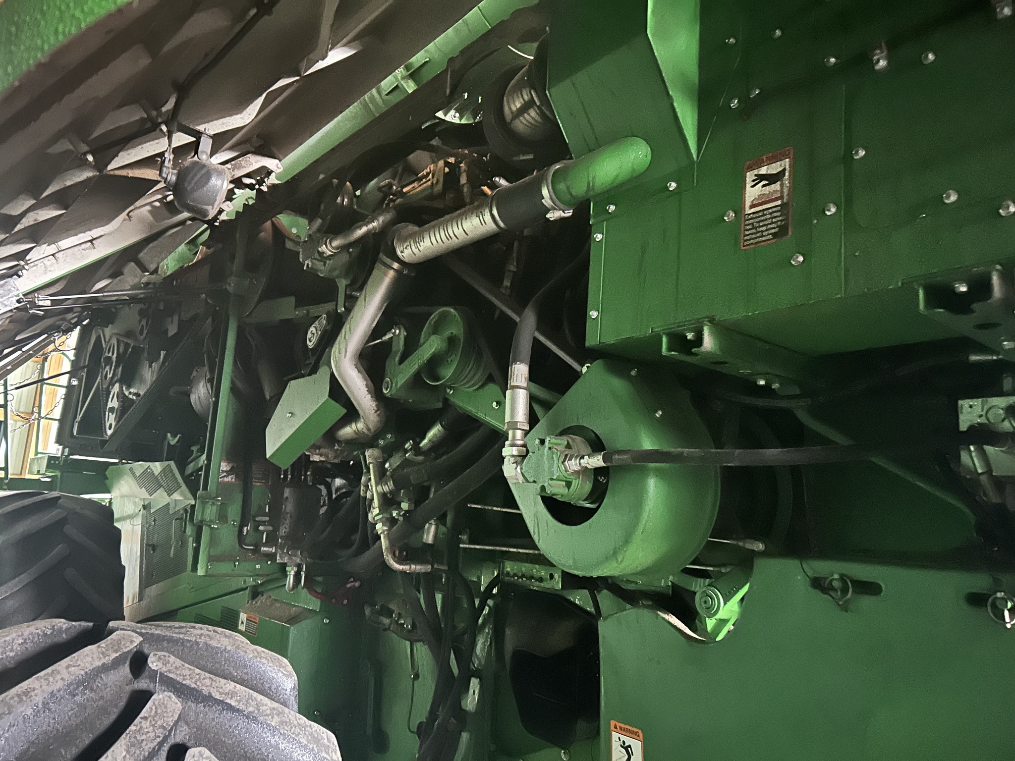 2015 John Deere S680 Image 13