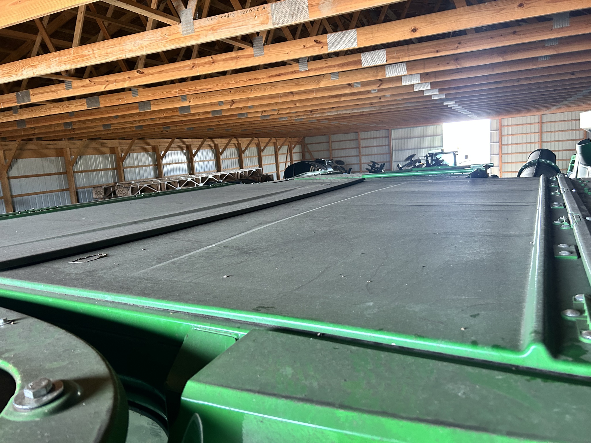 2015 John Deere S680 Image 19