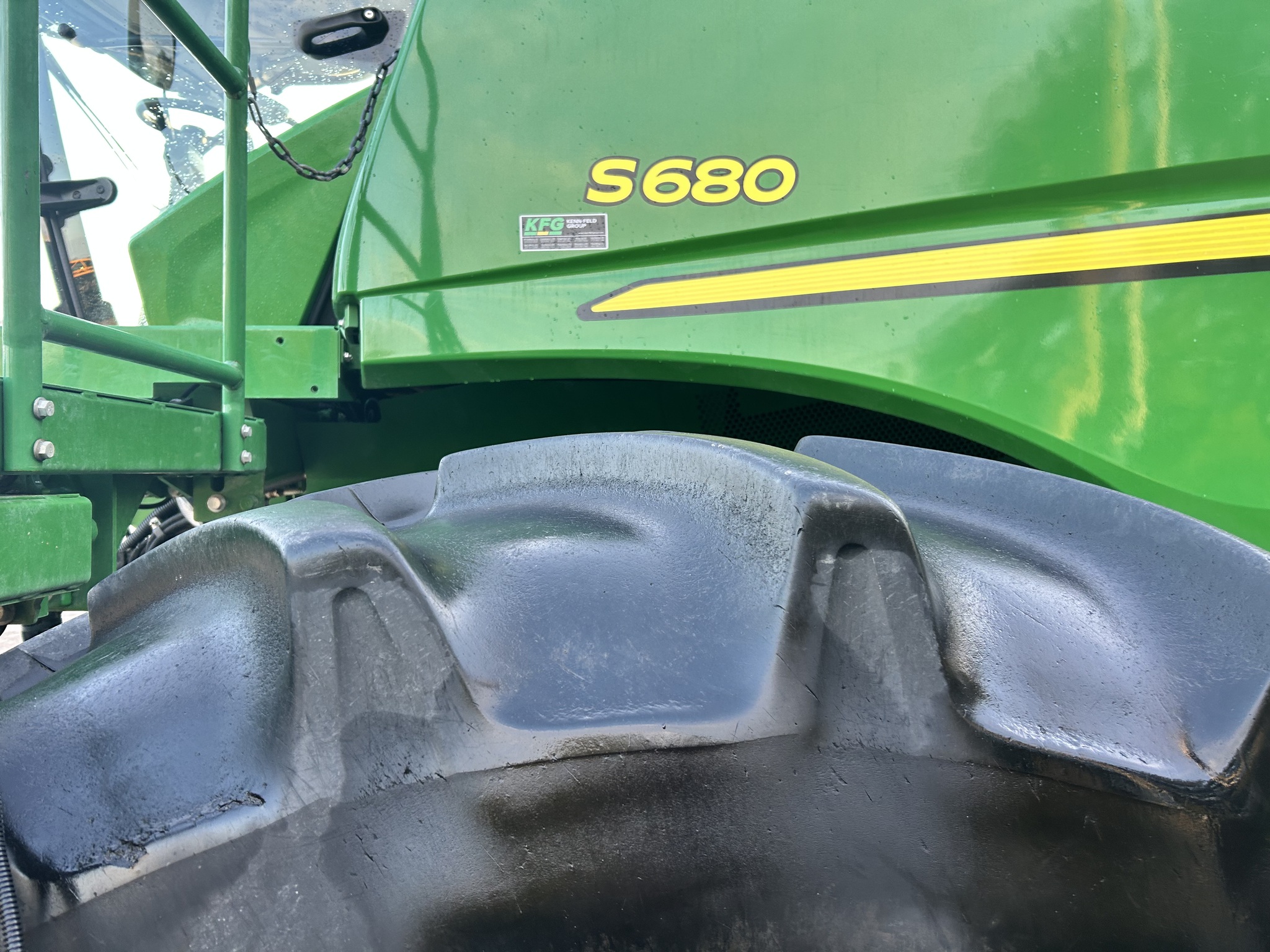 2015 John Deere S680 Image 3