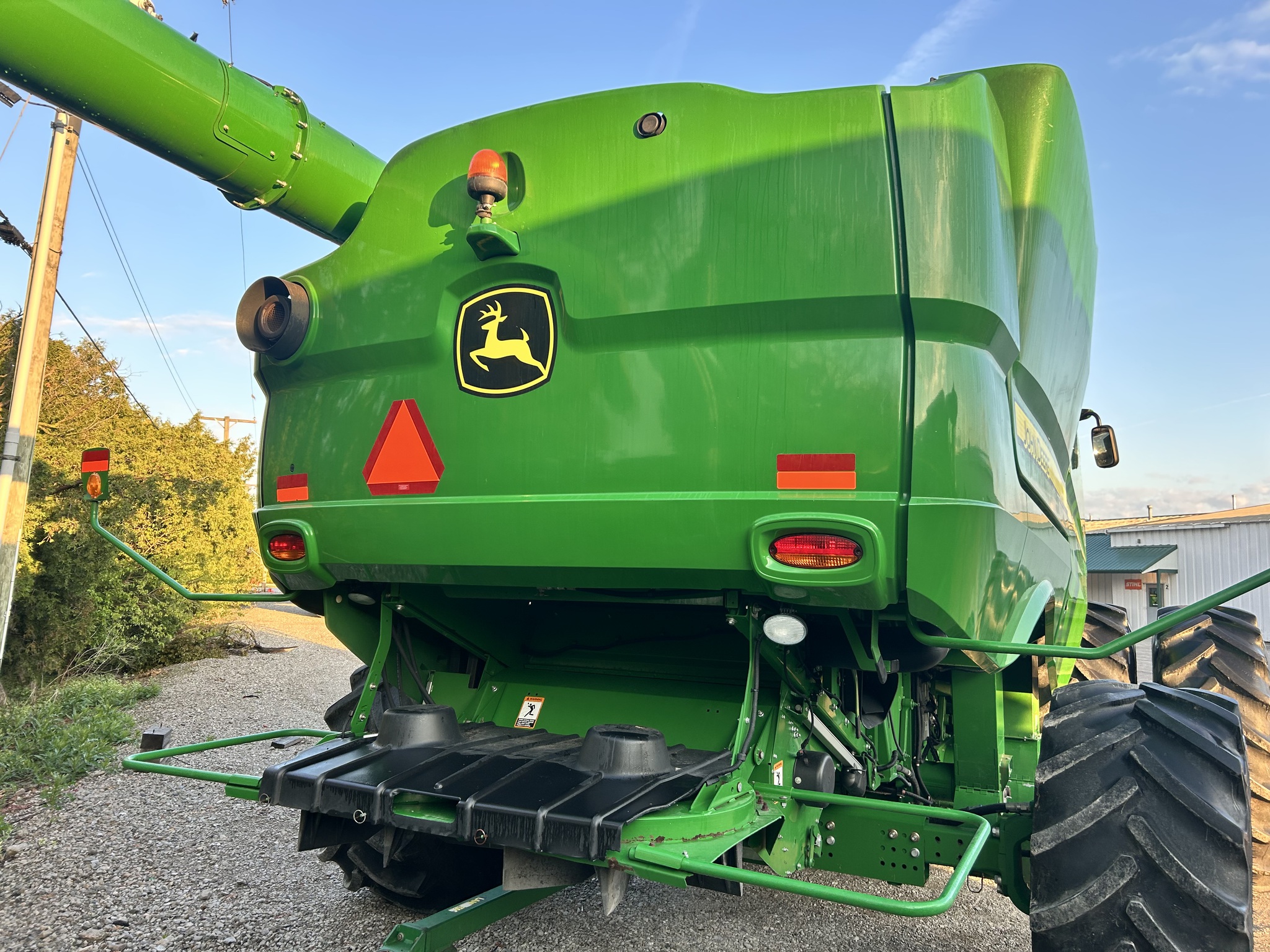 2015 John Deere S680 Image 5