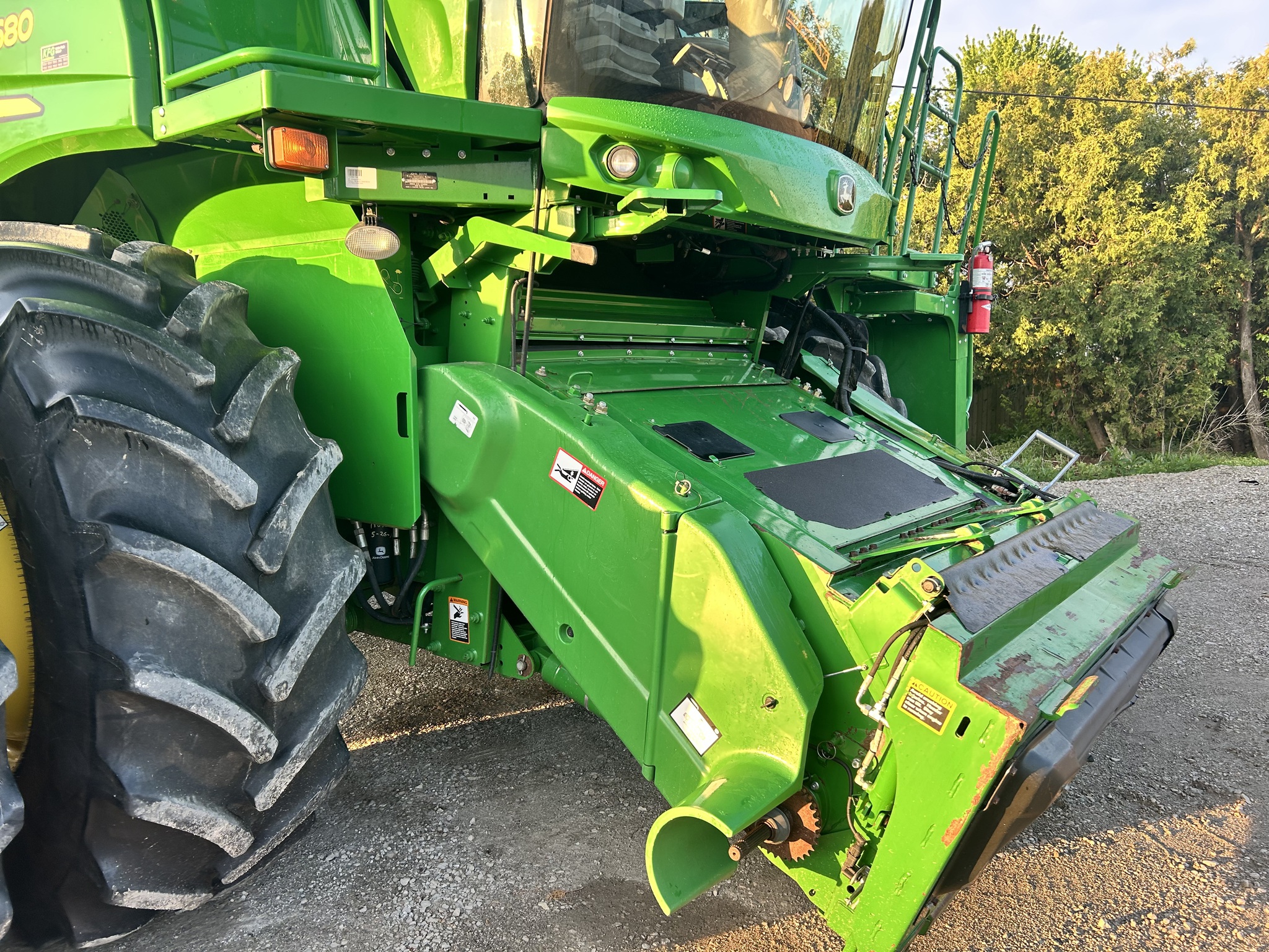 2015 John Deere S680 Image 9