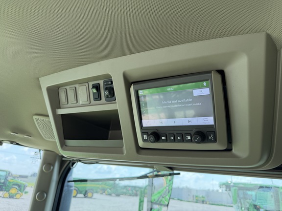 Photo of 2022 John Deere 408R