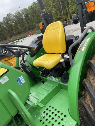 2022 John Deere 5055E Photo 5