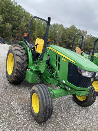 2022 John Deere 5055E Photo 2