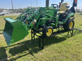 2025 John Deere 1025R Photo 1