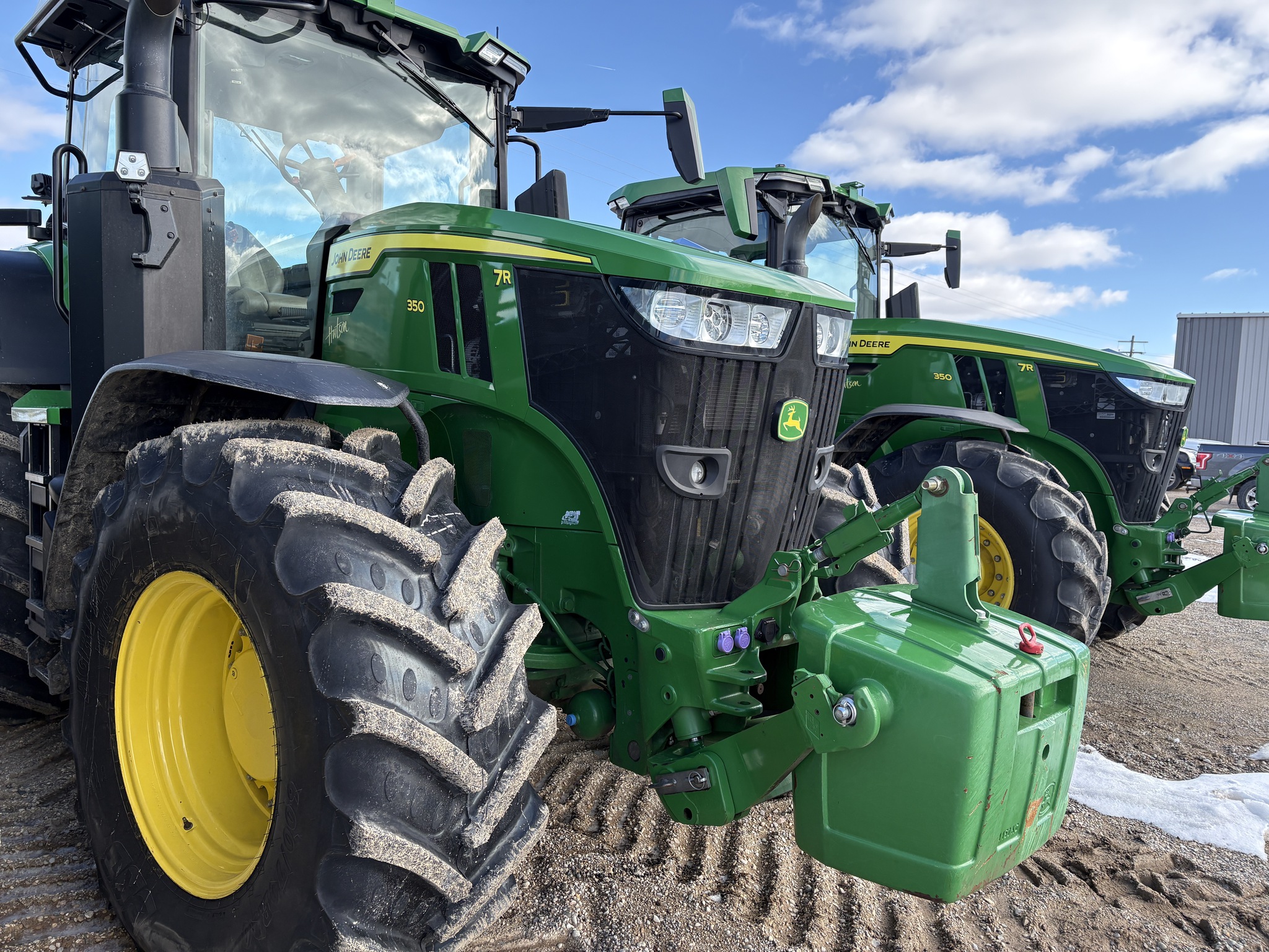 2023 John Deere 7R 350