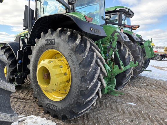 Photo of 2023 John Deere 7R 350