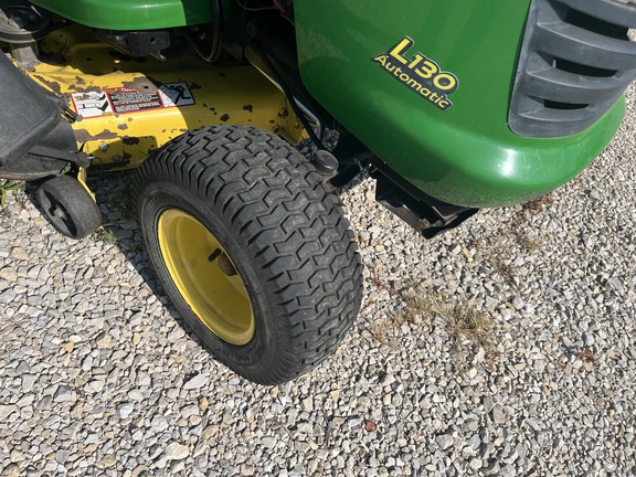 2002 John Deere L130 - Photo11