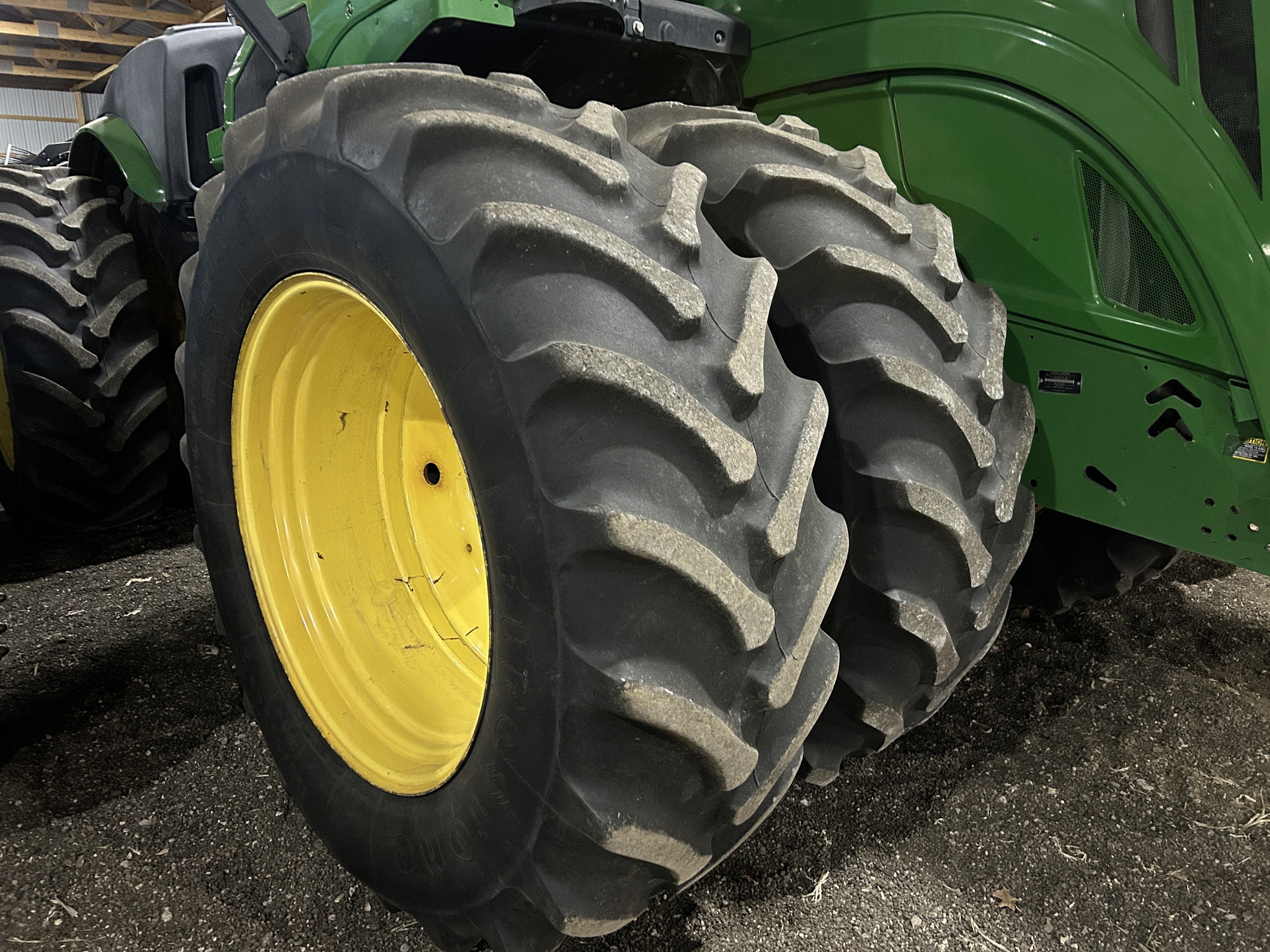 2019 John Deere 9420R at Heritage Tractor in Roanoke, IL