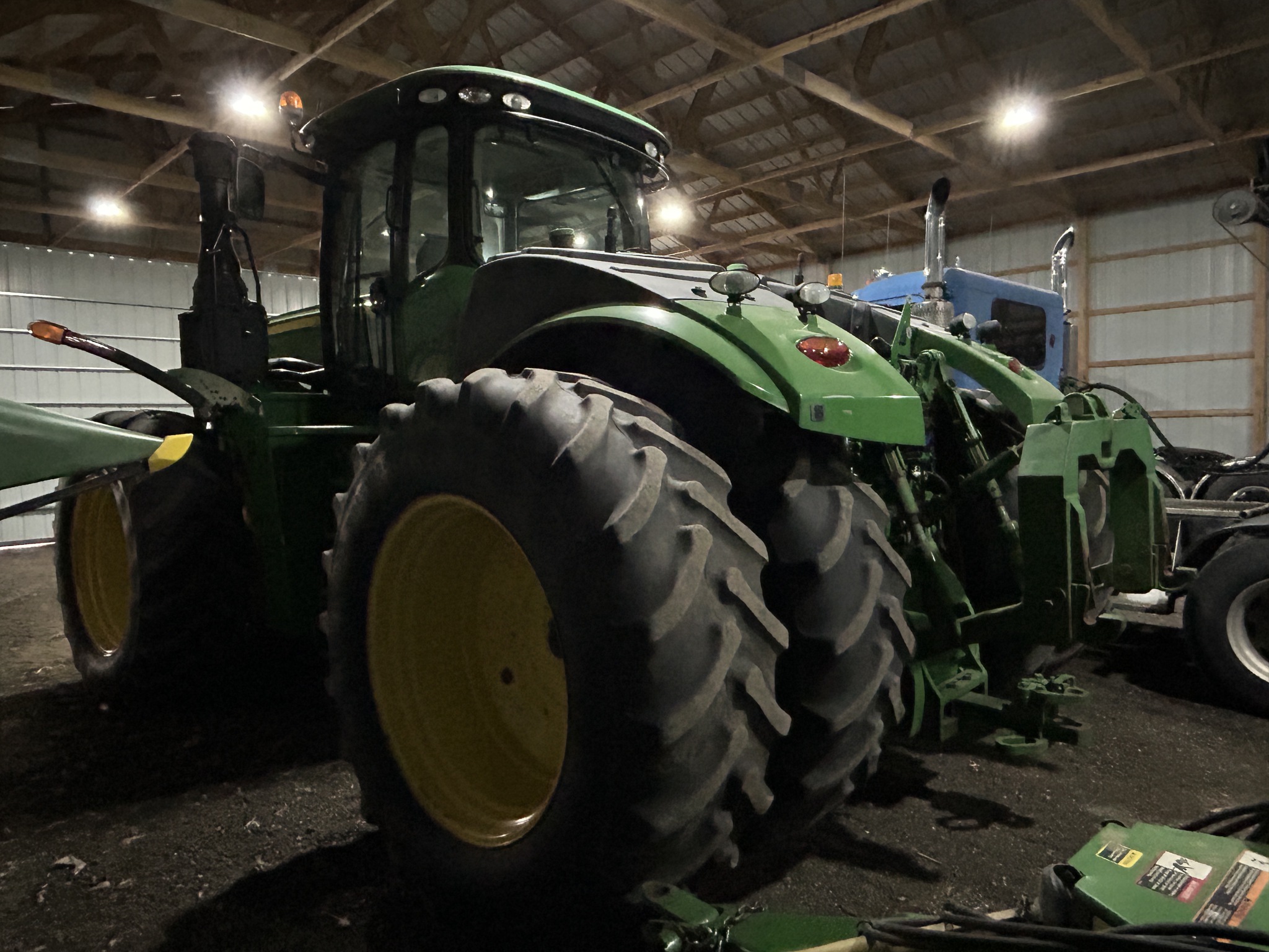  2019 John Deere 9420R at Heritage Tractor in Roanoke, IL
