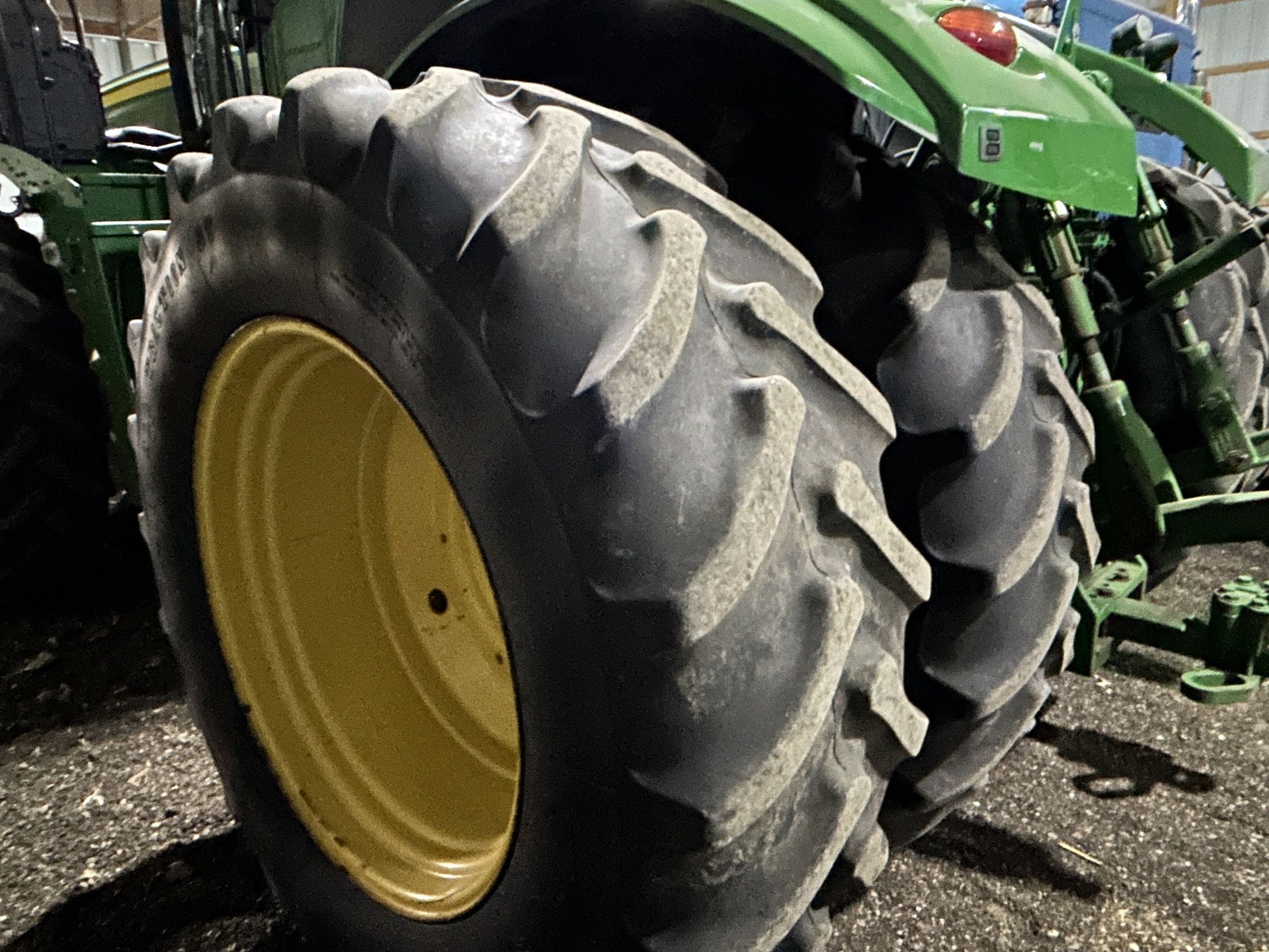  2019 John Deere 9420R at Heritage Tractor in Roanoke, IL