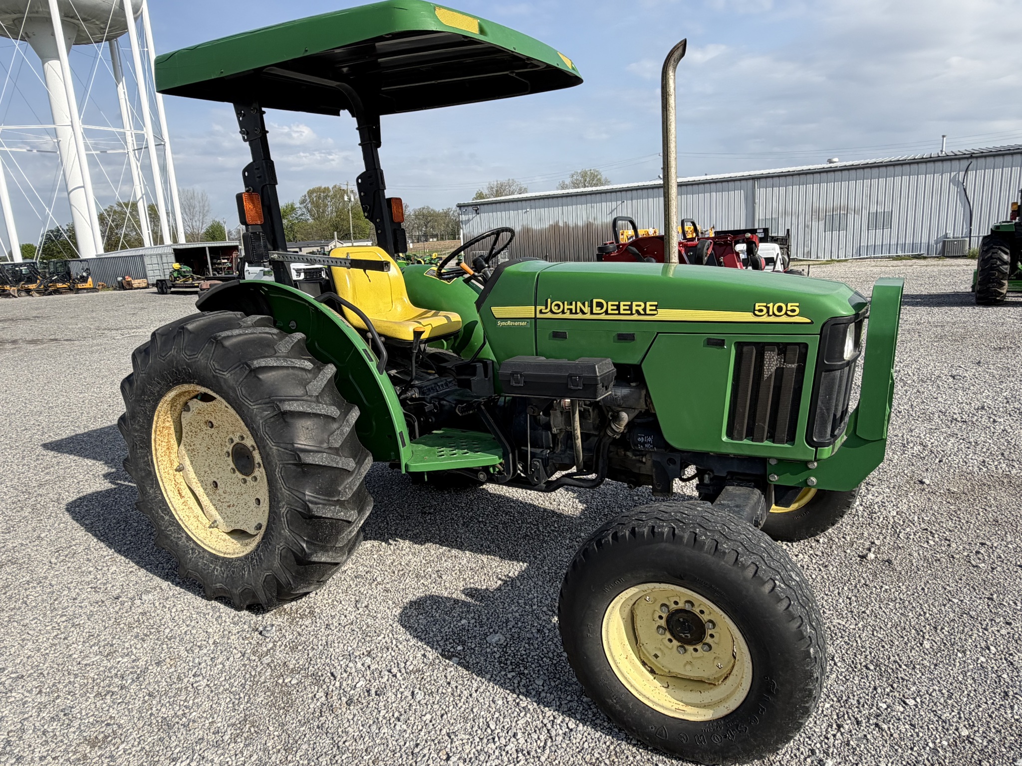 2004 John Deere 5105 Image 6