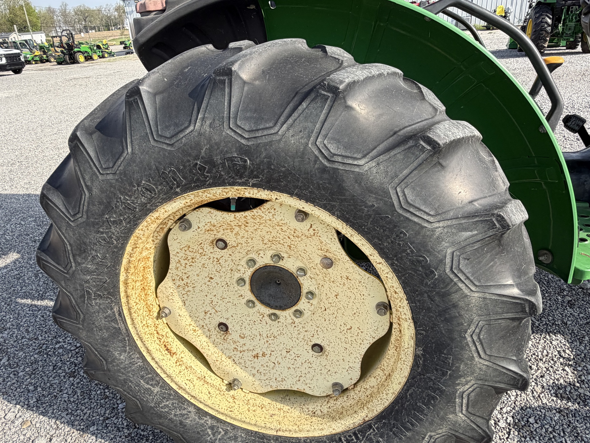 2004 John Deere 5105 Image 14