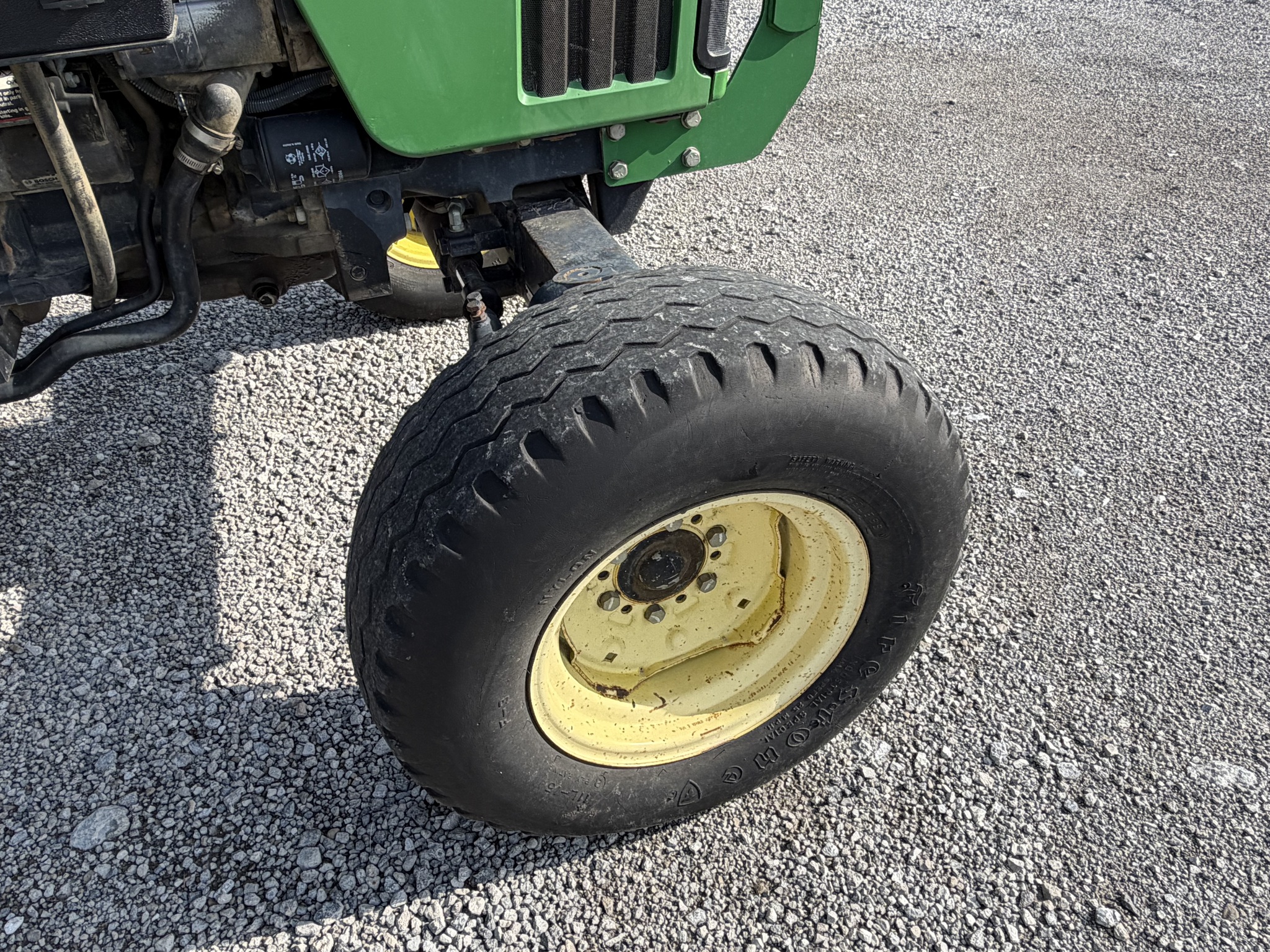 2004 John Deere 5105 Image 15