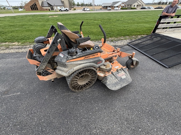 Used 2020 Scag SCZ61V-36BV Zero Turn Mowers at Koenig Equipment in Greenville, OH - Photo7