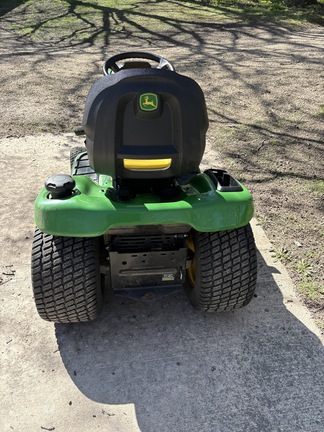 2017 John Deere X380 - Photo9