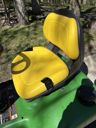 2017 John Deere X380 - Photo12