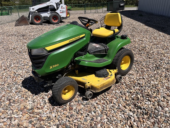  John Deere X380