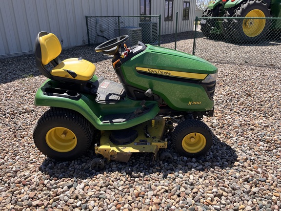 2017 John Deere X380 - Photo4