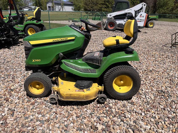 2017 John Deere X380 - Photo8